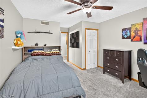 5503 Robert Court North Ridgeville OH 44039