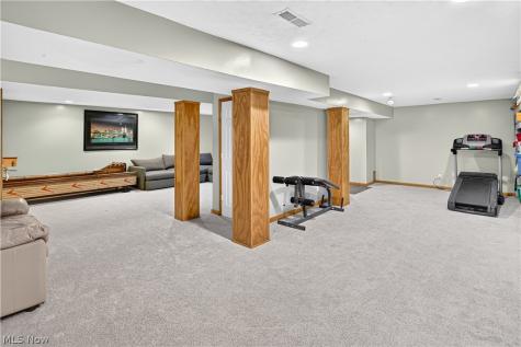 5503 Robert Court North Ridgeville OH 44039
