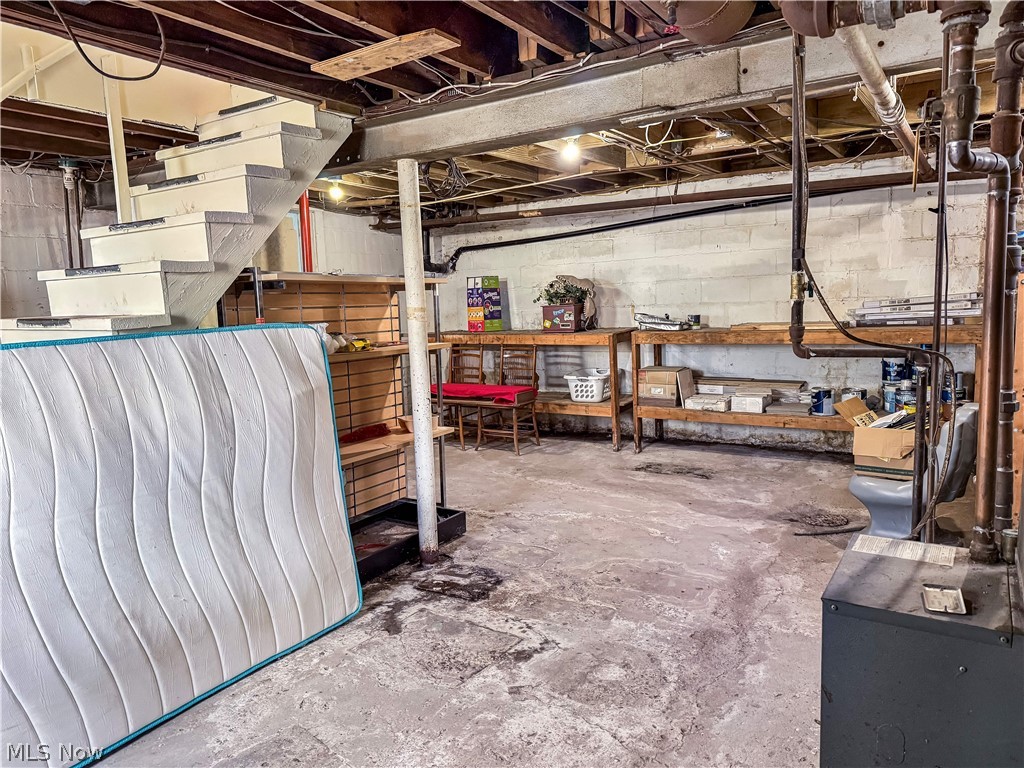 742 E Market Street Cadiz OH 43907