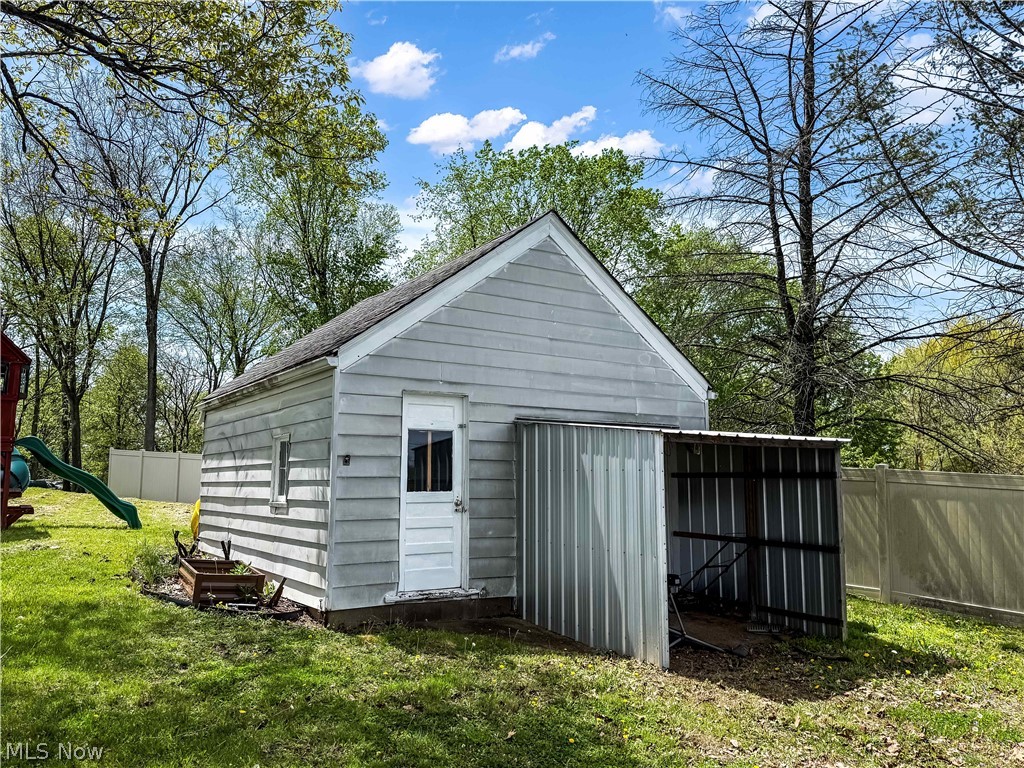 742 E Market Street Cadiz OH 43907
