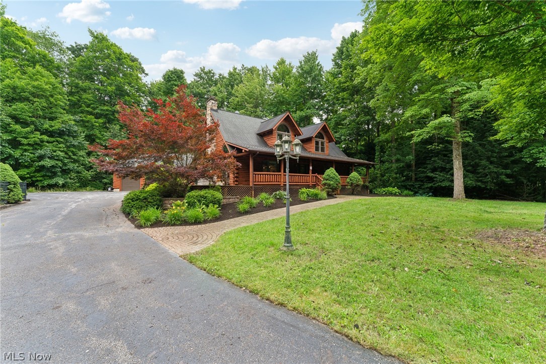 16555 Auburn Road Chagrin Falls OH 44023