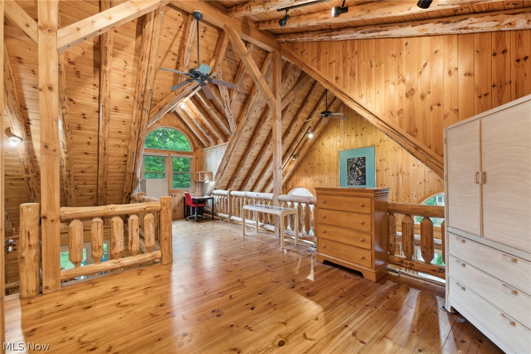 16555 Auburn Road Chagrin Falls OH 44023