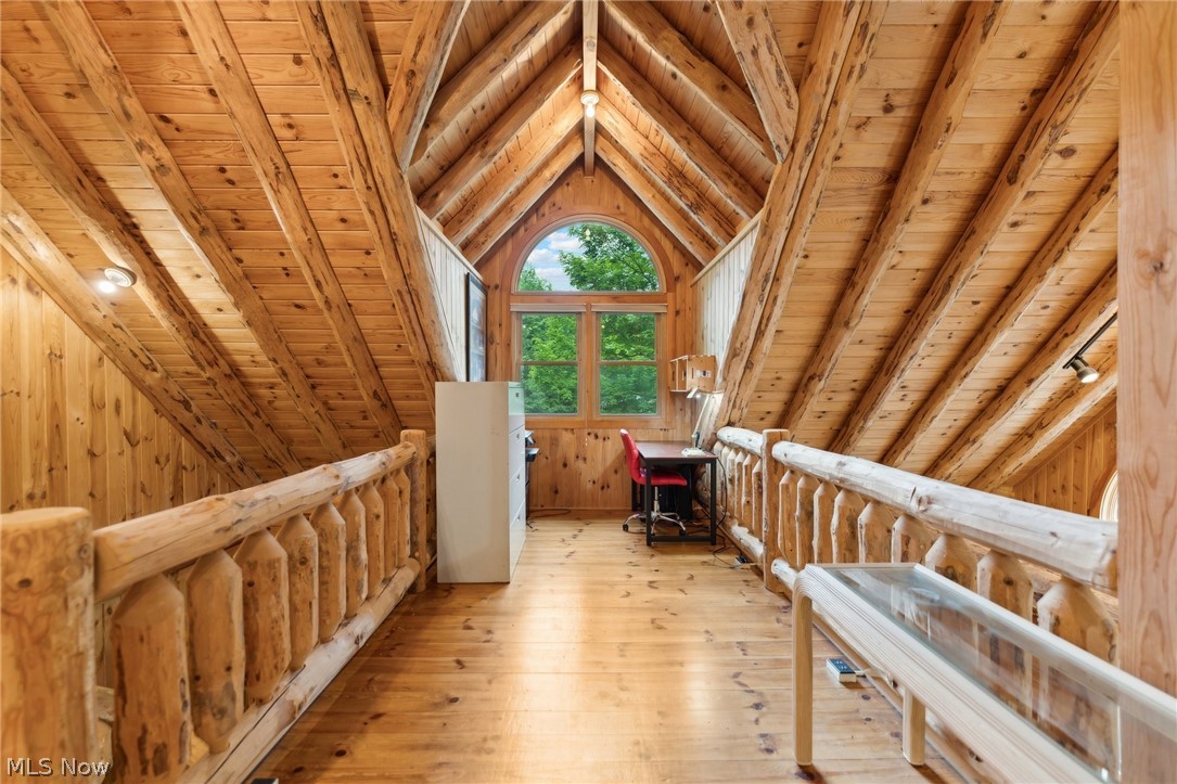 16555 Auburn Road Chagrin Falls OH 44023