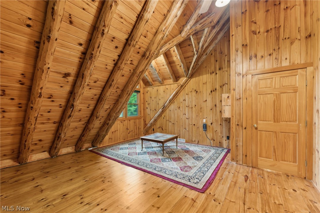 16555 Auburn Road Chagrin Falls OH 44023