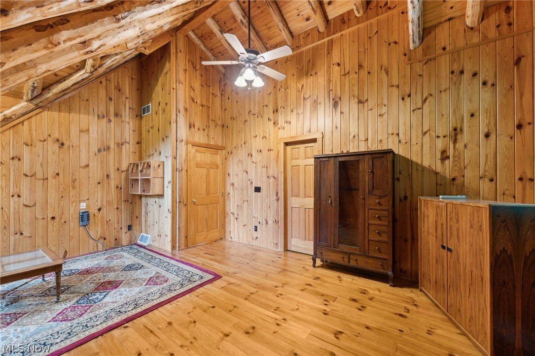 16555 Auburn Road Chagrin Falls OH 44023