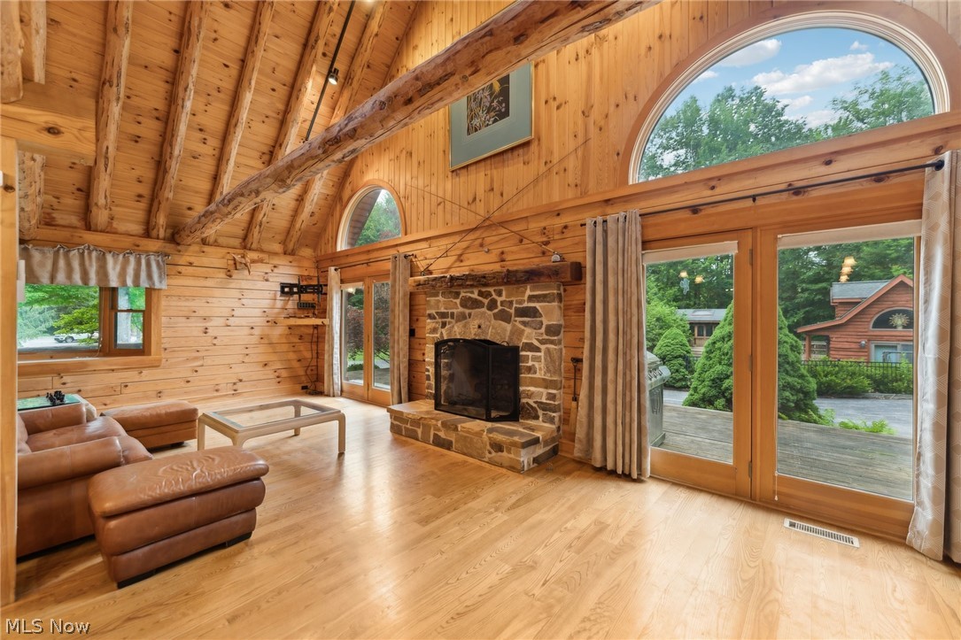 16555 Auburn Road Chagrin Falls OH 44023