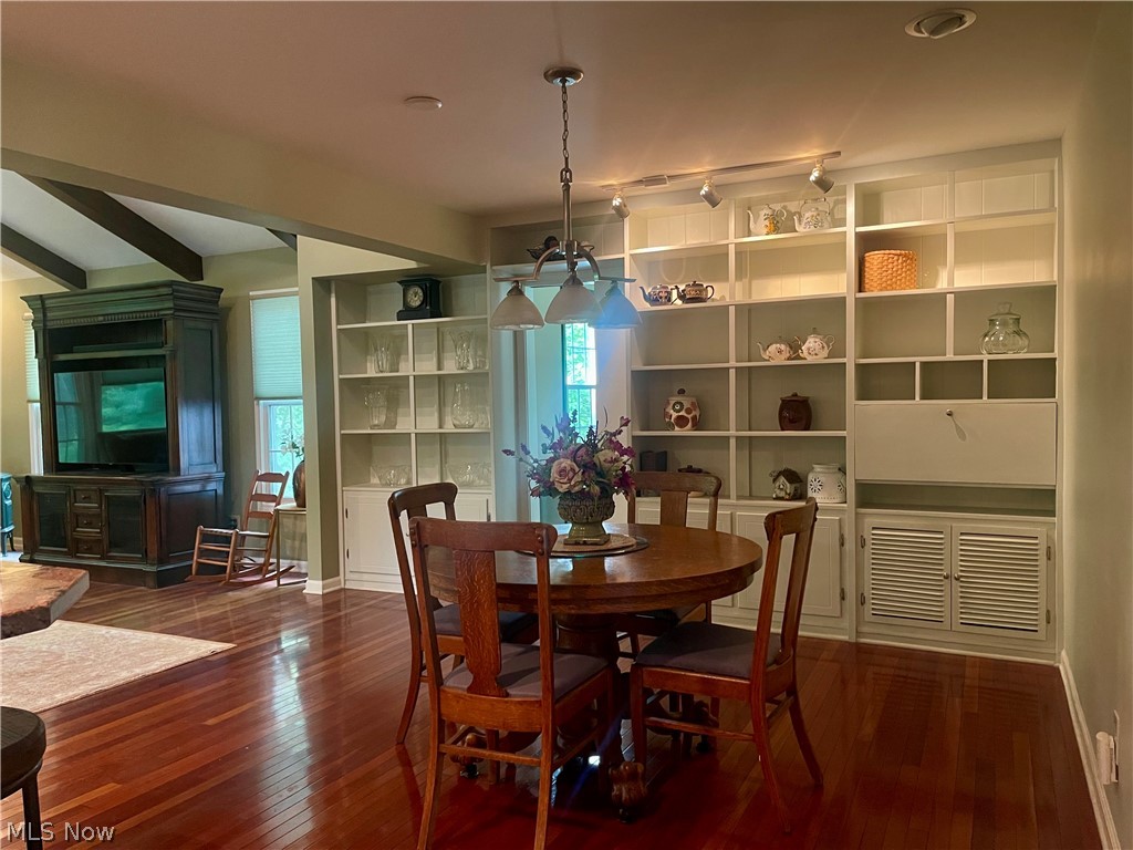 8653 Apple Hill Road Chagrin Falls OH 44023