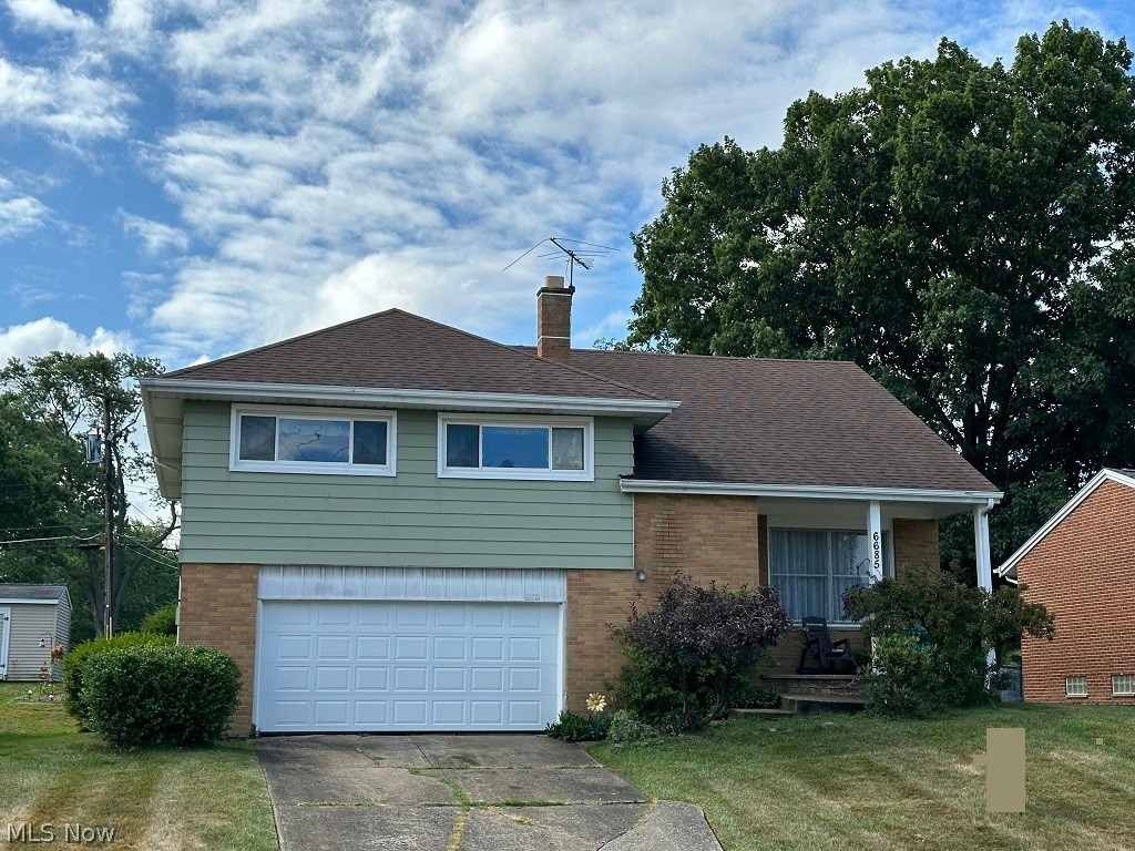 6685 Hollywood Drive Parma OH 44129