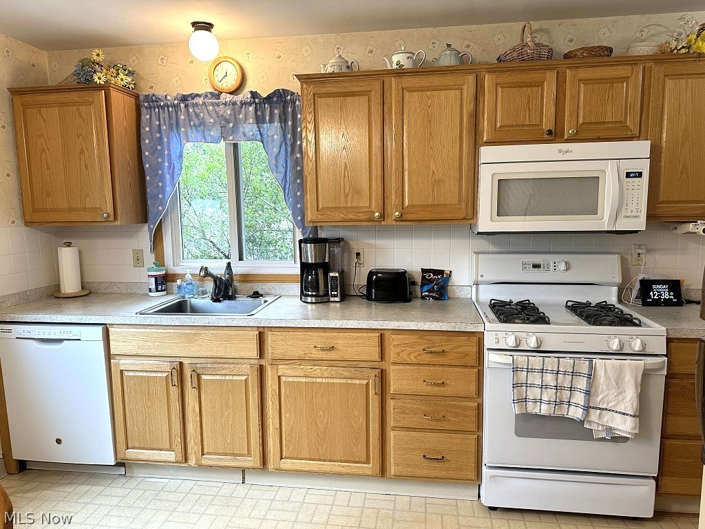 6685 Hollywood Drive Parma OH 44129