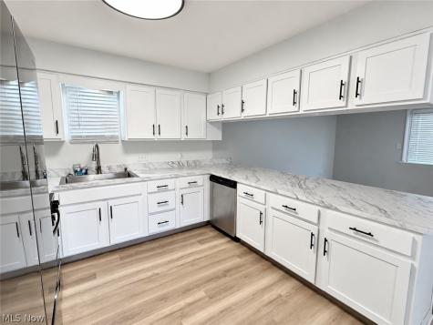 405 Baldwin Road Akron OH 44312