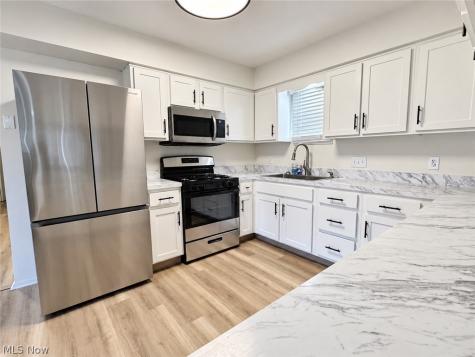405 Baldwin Road Akron OH 44312