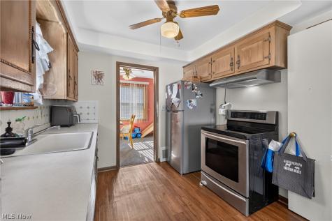 415 E 305th Street Willowick OH 44095