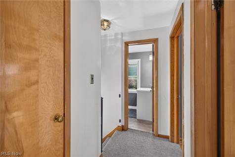 415 E 305th Street Willowick OH 44095