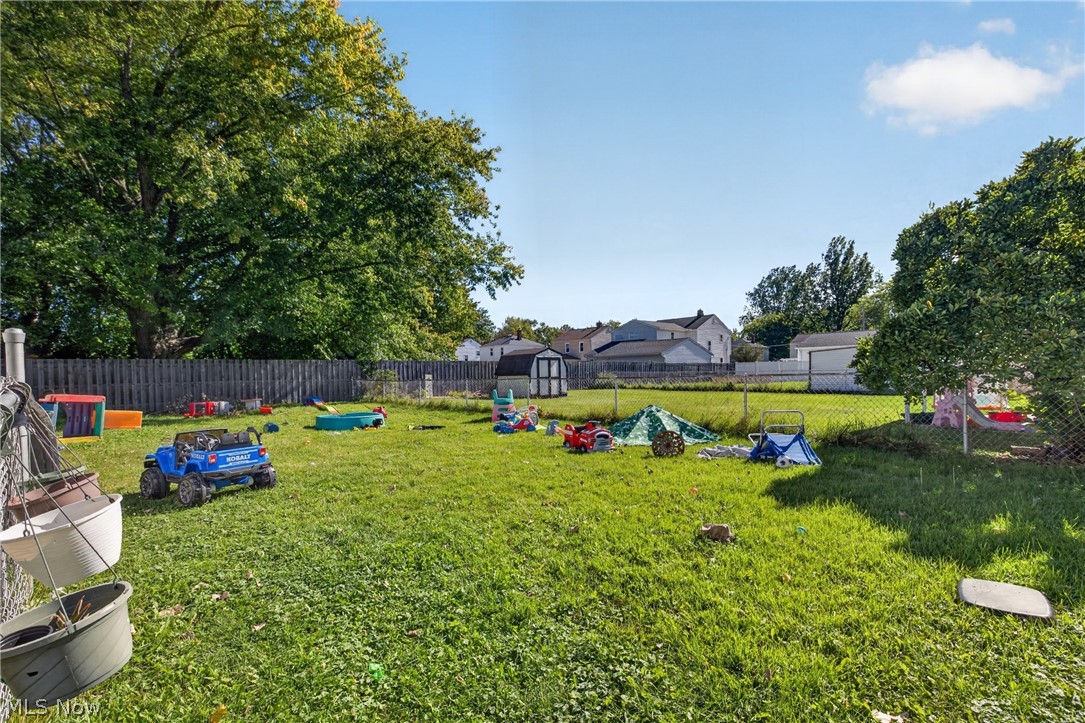 415 E 305th Street Willowick OH 44095