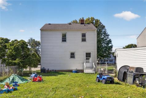 415 E 305th Street Willowick OH 44095