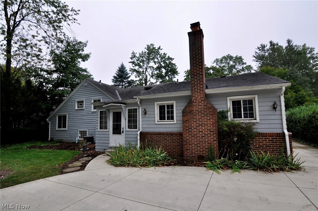 27753 Bassett Westlake OH 44145