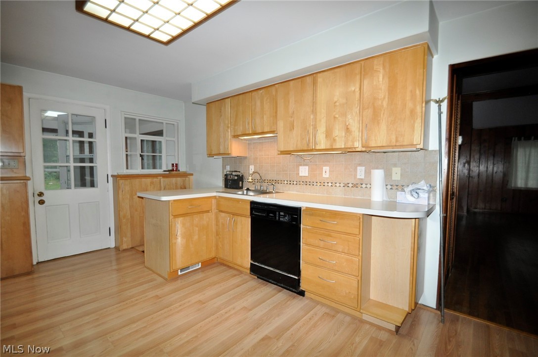 27753 Bassett Westlake OH 44145