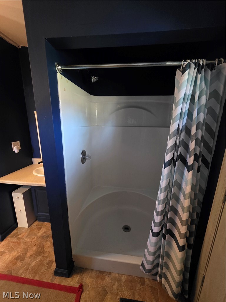 2353-2354 Norman Path Senecaville OH 43780