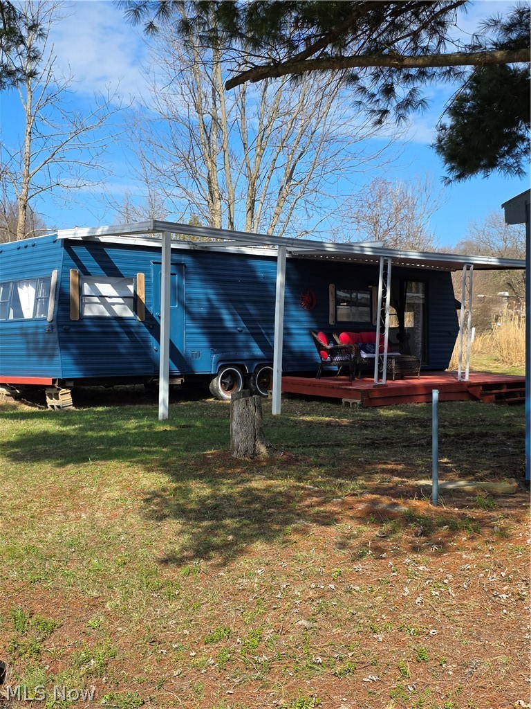2353-2354 Norman Path Senecaville OH 43780