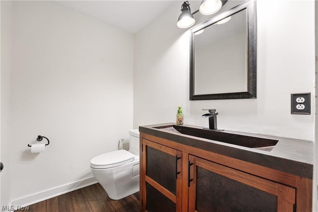 263 E Pine Lake Road North Lima OH 44452
