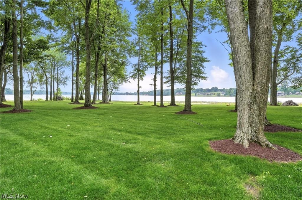 263 E Pine Lake Road North Lima OH 44452
