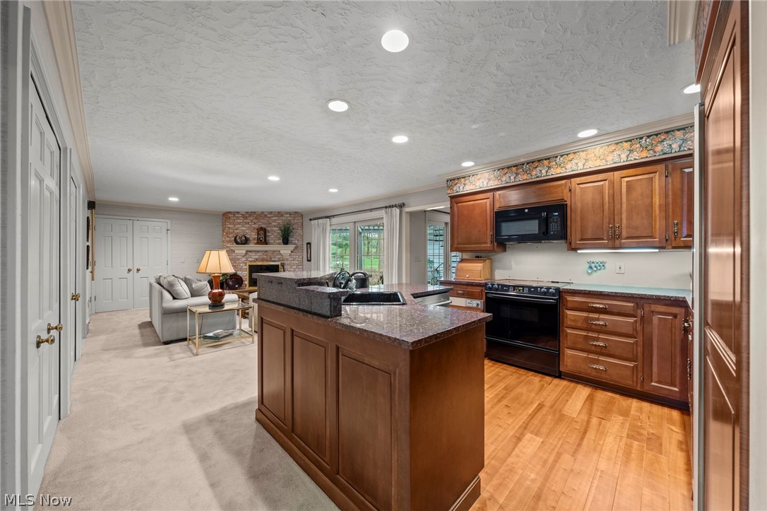 1222 Dearborn Drive Akron OH 44313