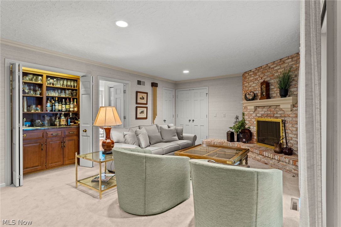 1222 Dearborn Drive Akron OH 44313