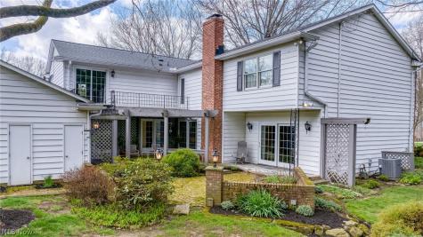 1222 Dearborn Drive Akron OH 44313