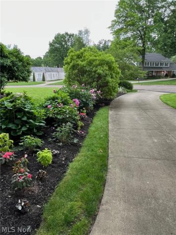 1222 Dearborn Drive Akron OH 44313