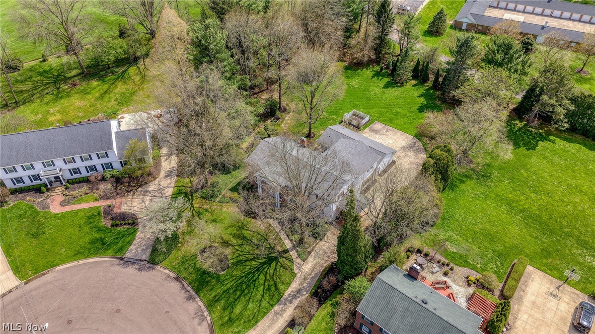 1222 Dearborn Drive Akron OH 44313