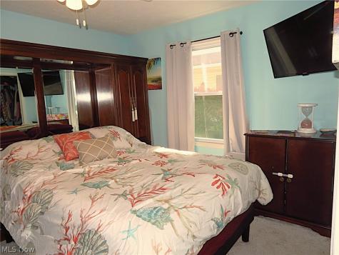 207 Loyola Drive Elyria OH 44035