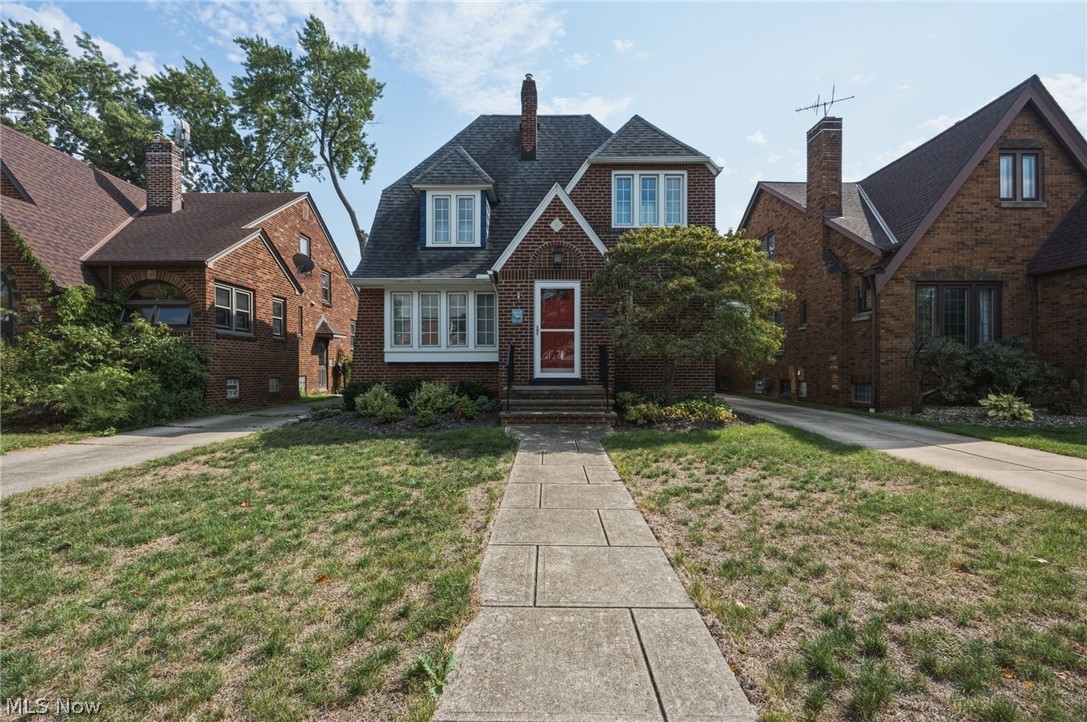 17101 Laverne Avenue Cleveland OH 44135