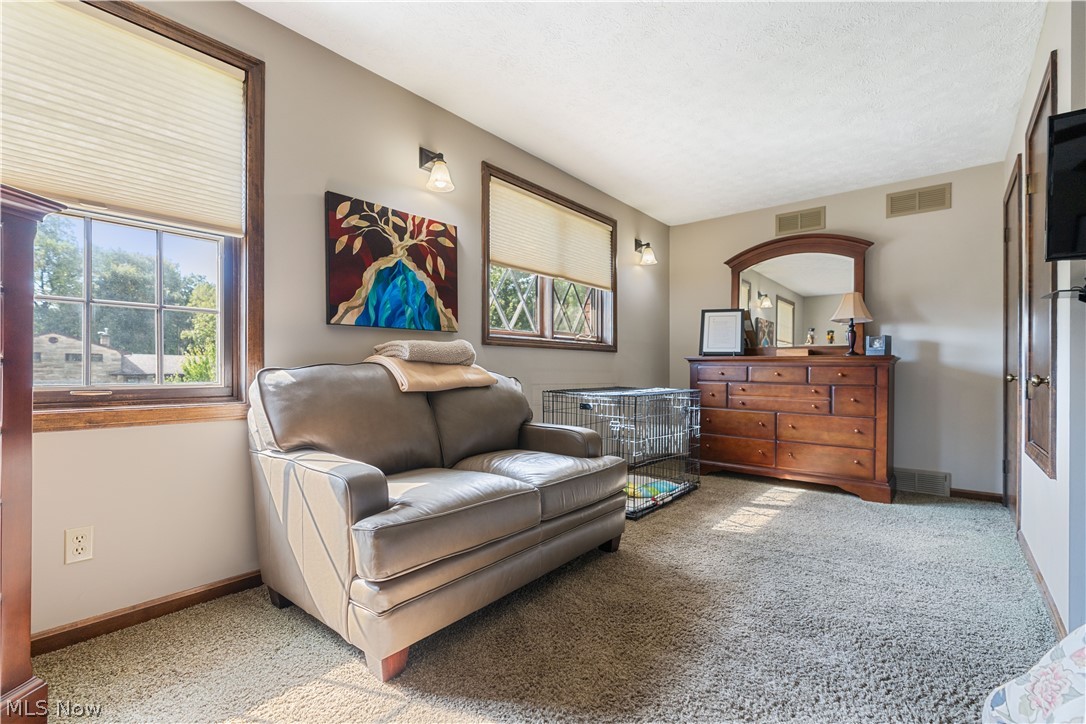 211 22nd Street NW Canton OH 44709