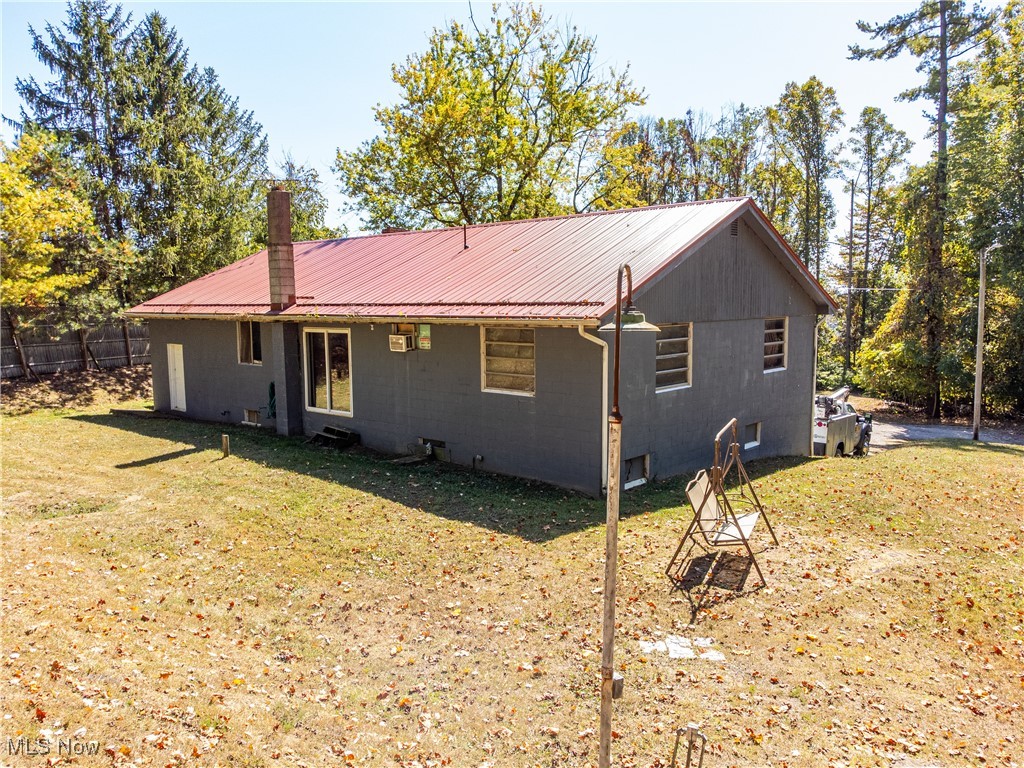 34561 Sunshine Road Piedmont OH 43983