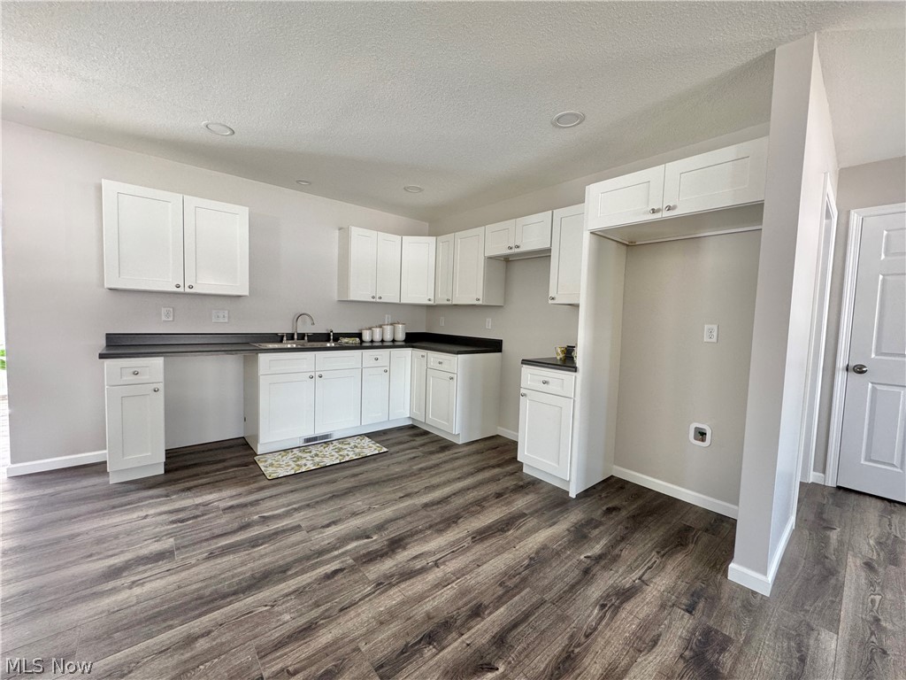 406 S Raccoon Road Austintown OH 44515