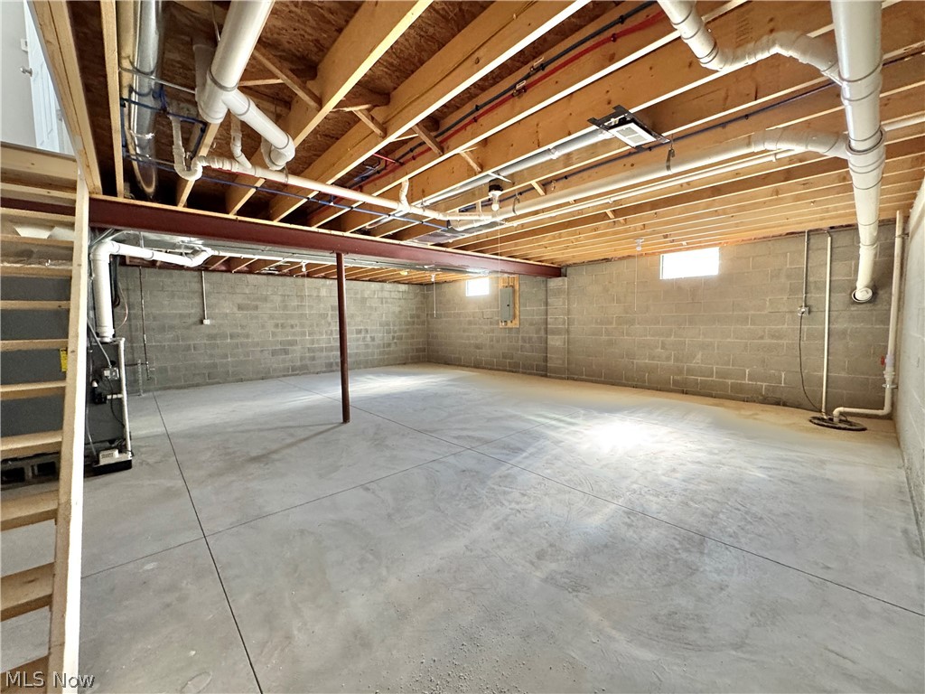 406 S Raccoon Road Austintown OH 44515