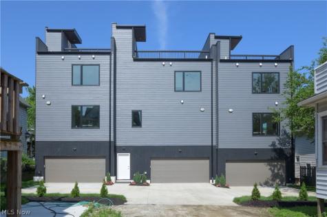 1367 W 74th Street Cleveland OH 44102