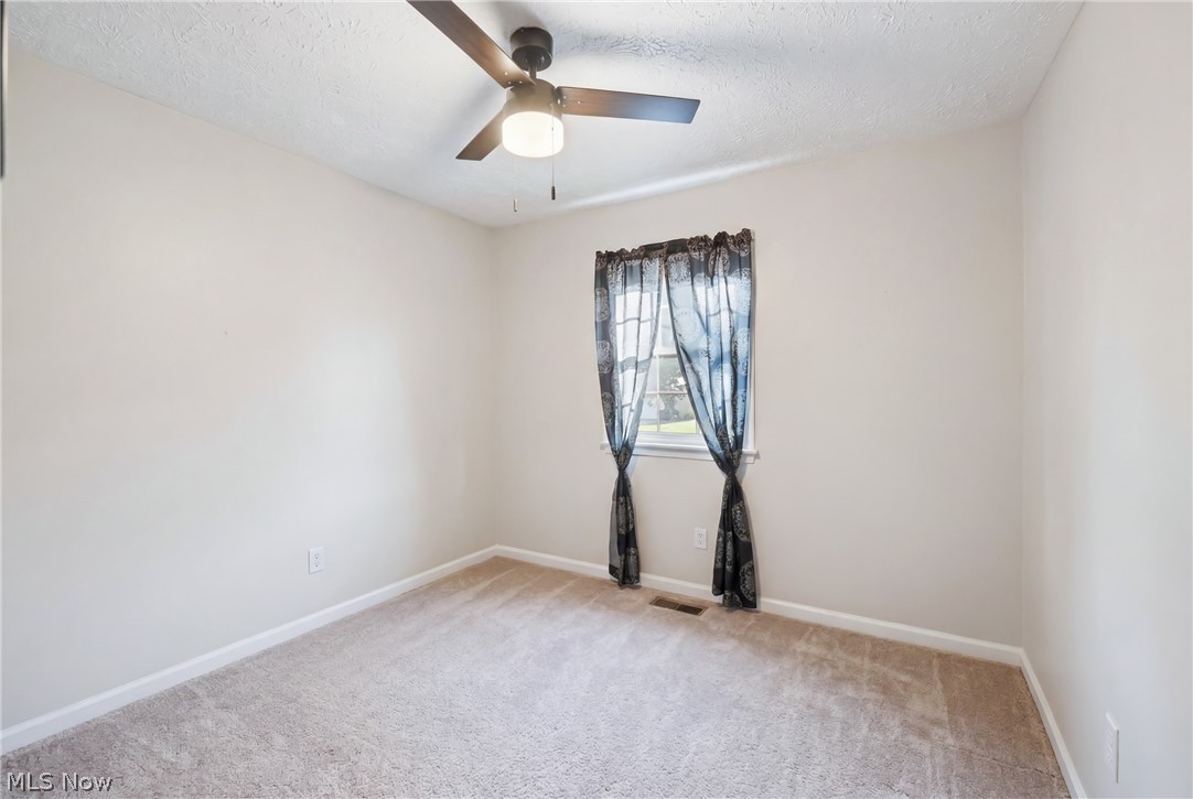 540 Utah Avenue Mcdonald OH 44437