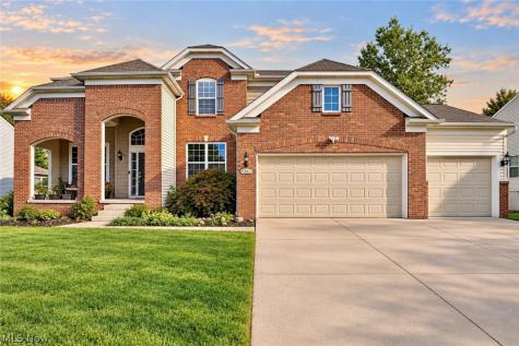 9362 Sagamore Circle Strongsville OH 44136