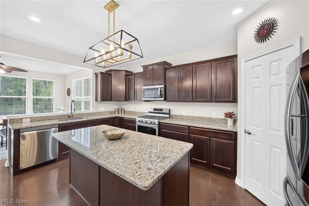 9362 Sagamore Circle Strongsville OH 44136