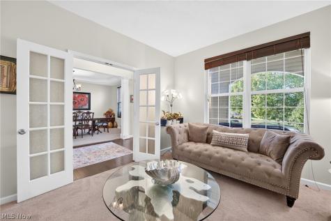 9362 Sagamore Circle Strongsville OH 44136