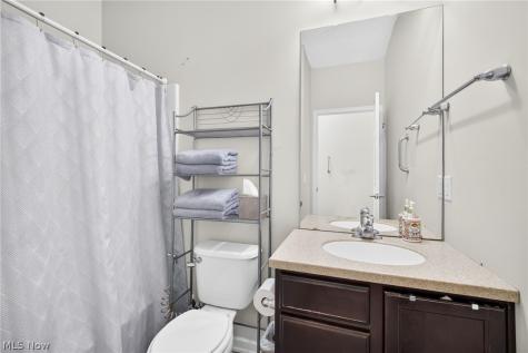 9362 Sagamore Circle Strongsville OH 44136