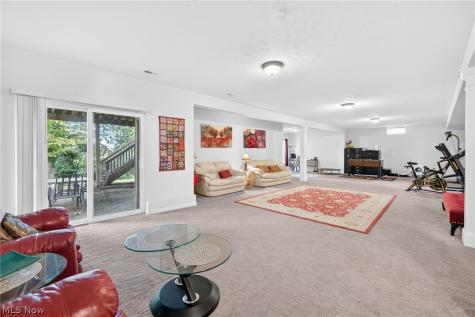 9362 Sagamore Circle Strongsville OH 44136