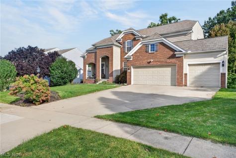 9362 Sagamore Circle Strongsville OH 44136