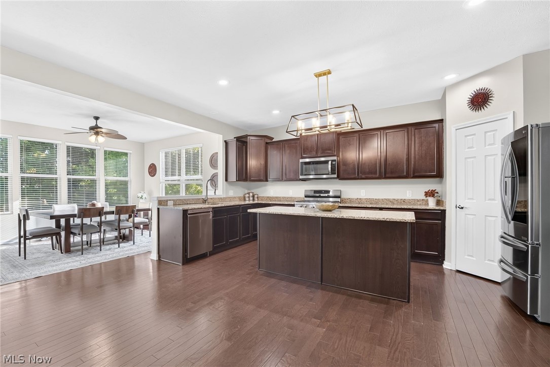 9362 Sagamore Circle Strongsville OH 44136