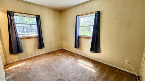 863 North Painesville OH 44077