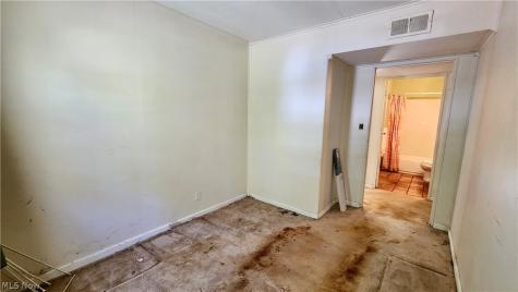 863 North Painesville OH 44077