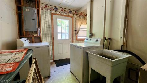 863 North Painesville OH 44077