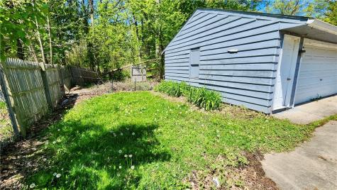 863 North Painesville OH 44077