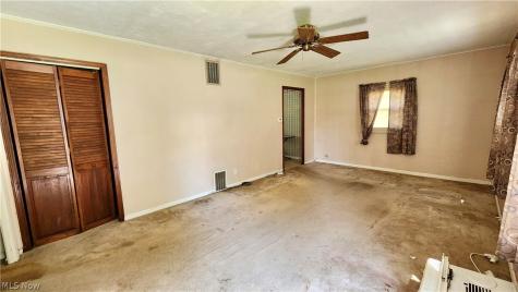 863 North Painesville OH 44077
